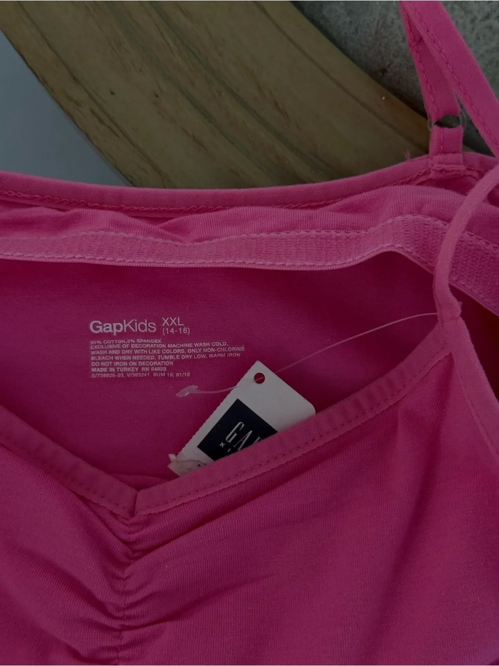 SET ! GAP Hot Pink Ruched V-Neck Spaghetti Strap Cami